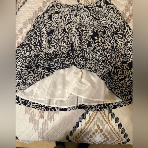Chico's Skirt Womens black/White Paisley Sequin Silk Cotton Midi Lined Zip. Sz 2 - Picture 6 of 13